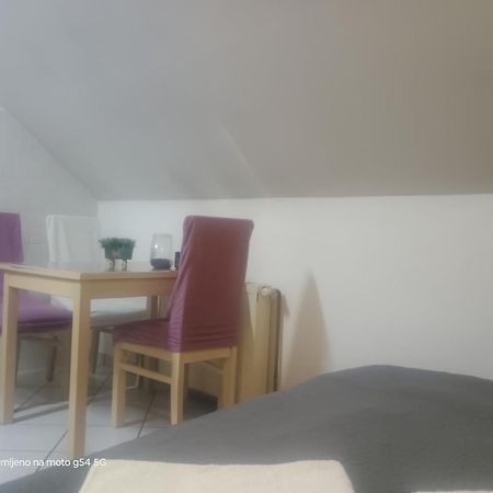 Hostel Lega House Osijek Eksteriør billede